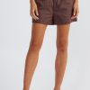 SNDYS Hale Linen Shorts Hot